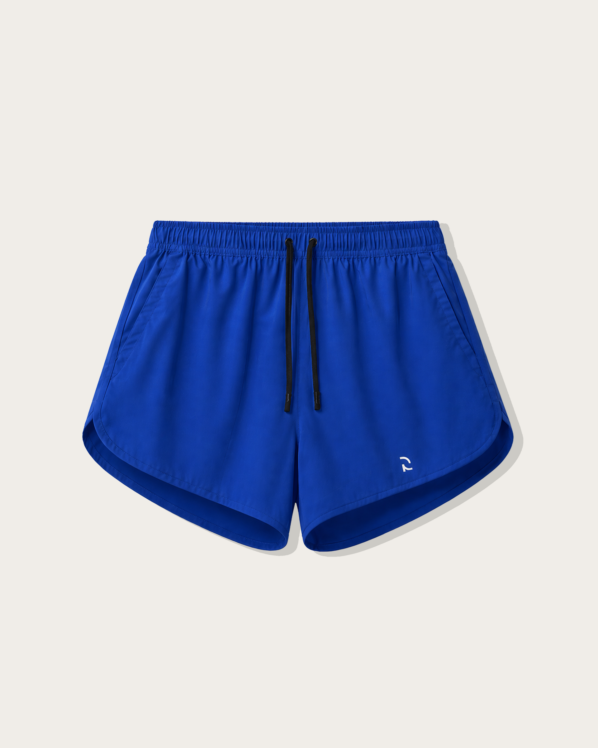 SHORT 01 — SIGNATURE CUT