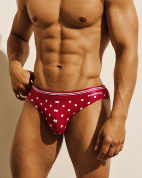 SIGNATURE SWIM BRIEF 02 — GLYPH